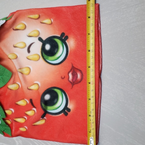 Shopkins beanie, hat - Picture 7 of 7